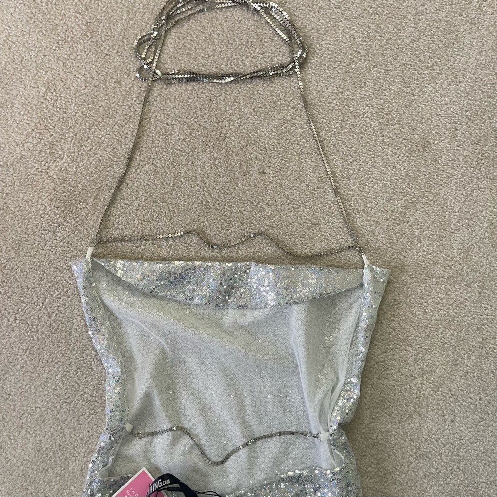 NWT pretty little thing Tarria Silver Sequin Chain Choker Mini Dress - Picture 5 of 11